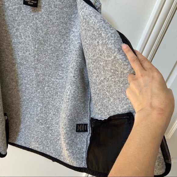 Wooly Bully Wear White Jacket with Black Contrast Trim Heather Gray Jacket NWOT - Picture 9 of 14